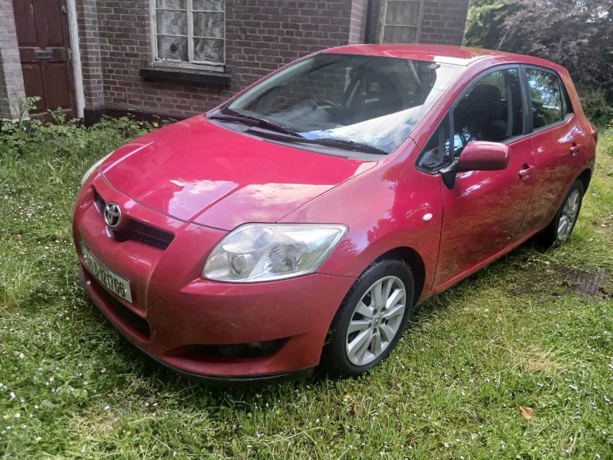 Toyota auris - Image 2