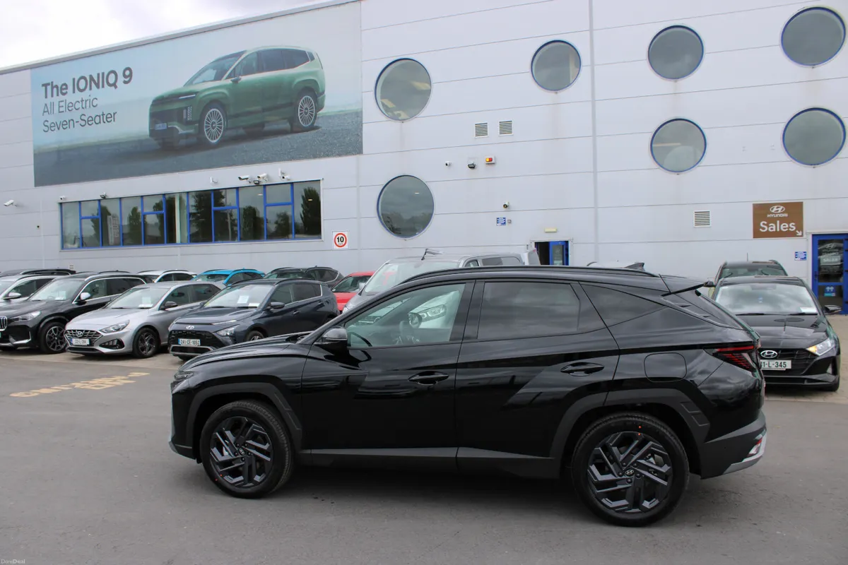 Hyundai Tucson PHEV Platinum plus Darkline - Image 2
