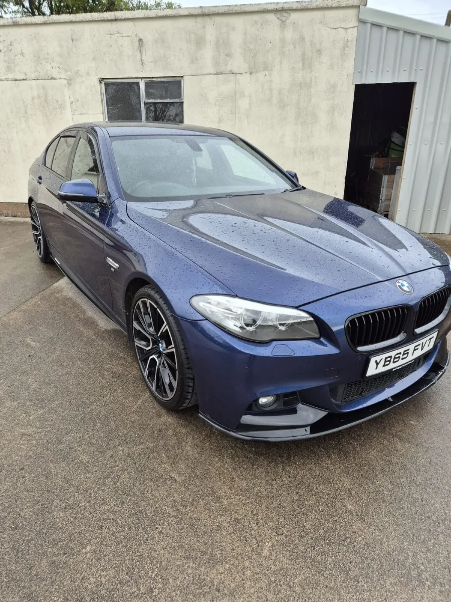 BMW 5-Series 2015 - Image 1
