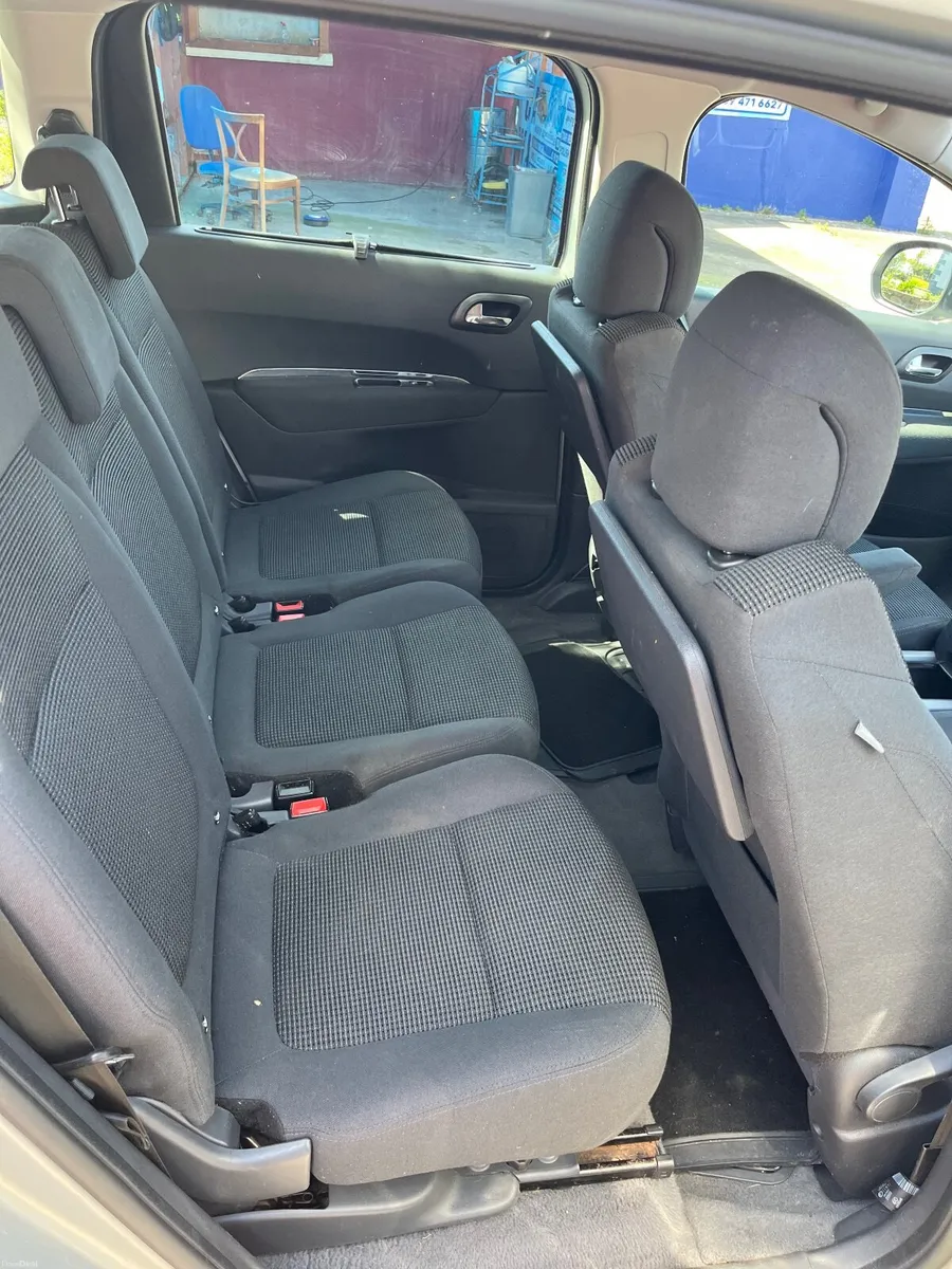 Peugeot 5008 2015 - Image 5