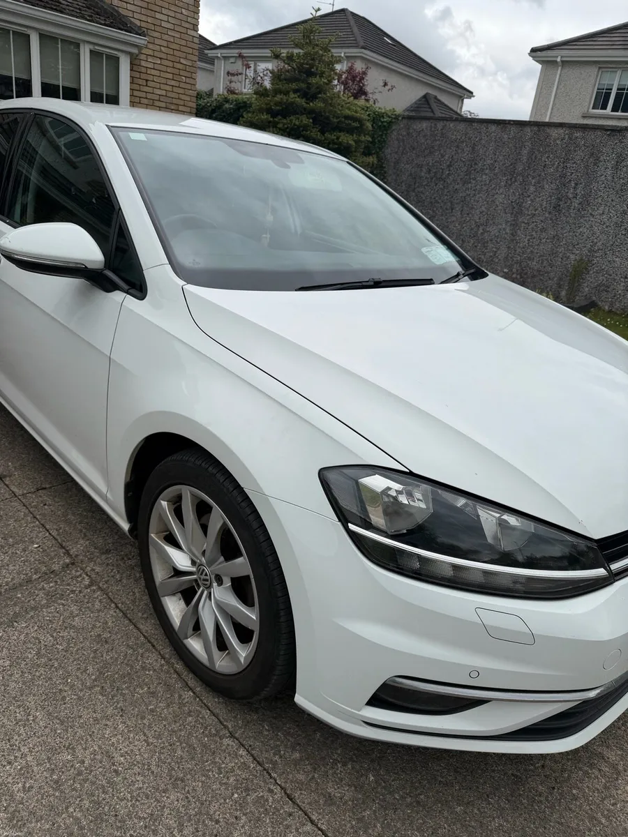 Volkswagen Golf 1.6 TDI Highline - Image 2