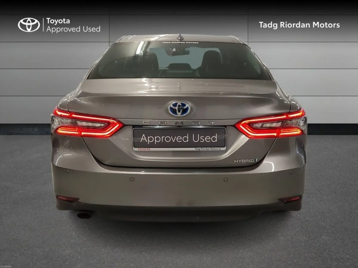 Toyota Camry PLATINUM EDITION 4 - Image 4