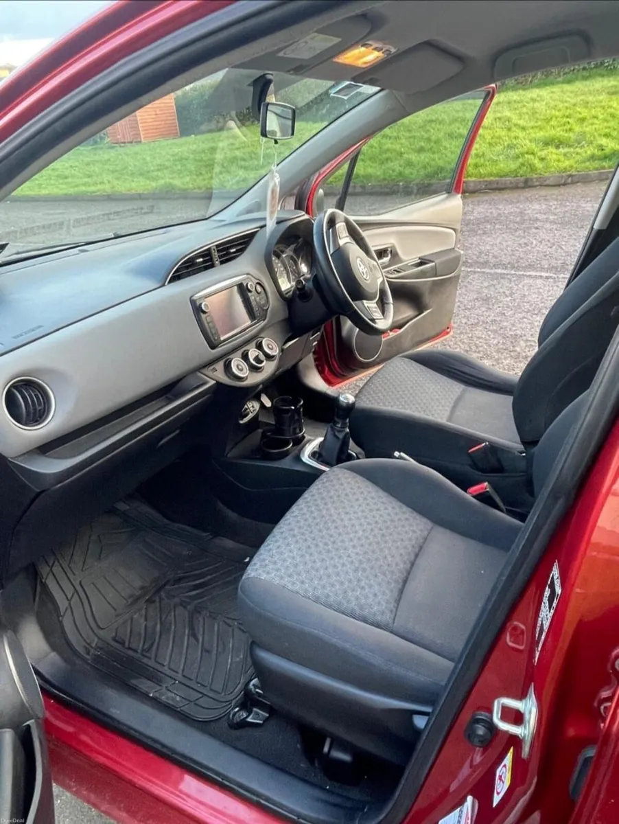 Toyota Yaris Sol 2016 - Image 3