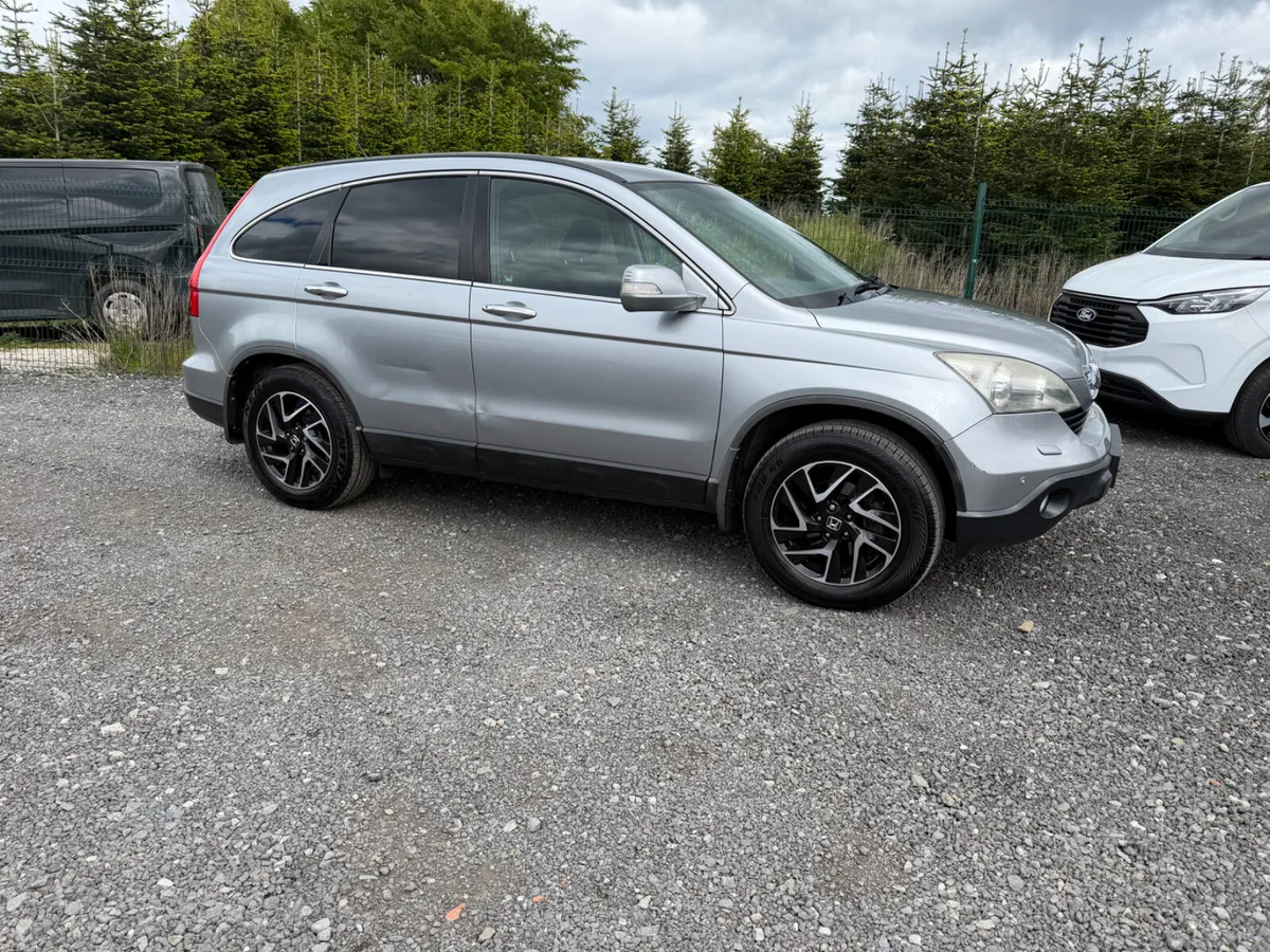 Honda CR-V 2.2 D 2008 Manual - Image 2