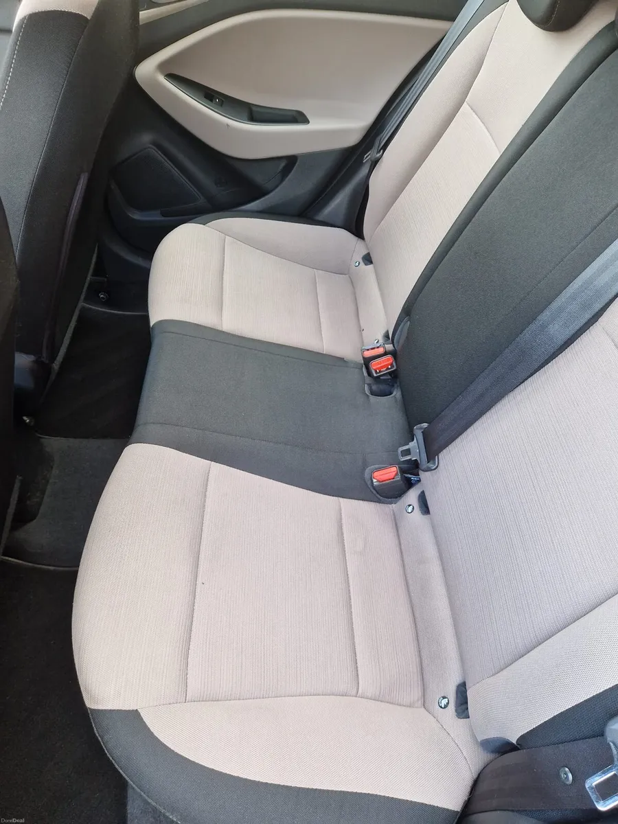 Hyundai i20 2015 - Image 4