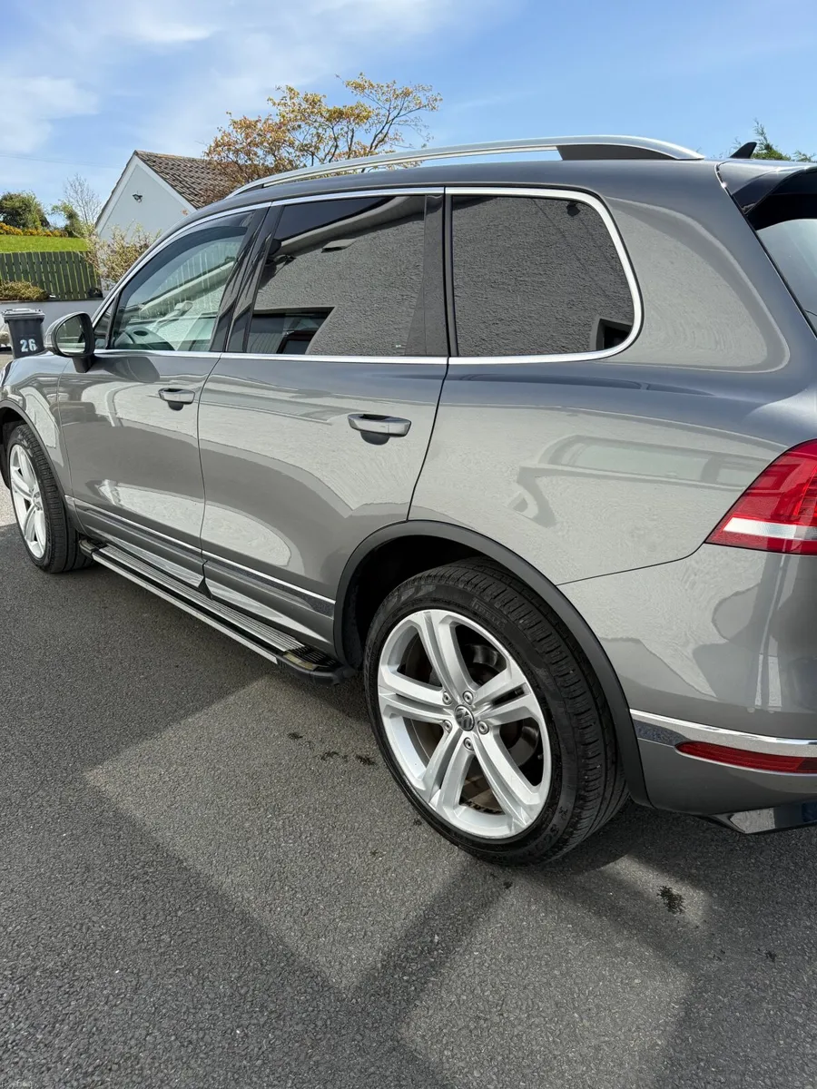 Volkswagen Touareg 2017 - Image 4