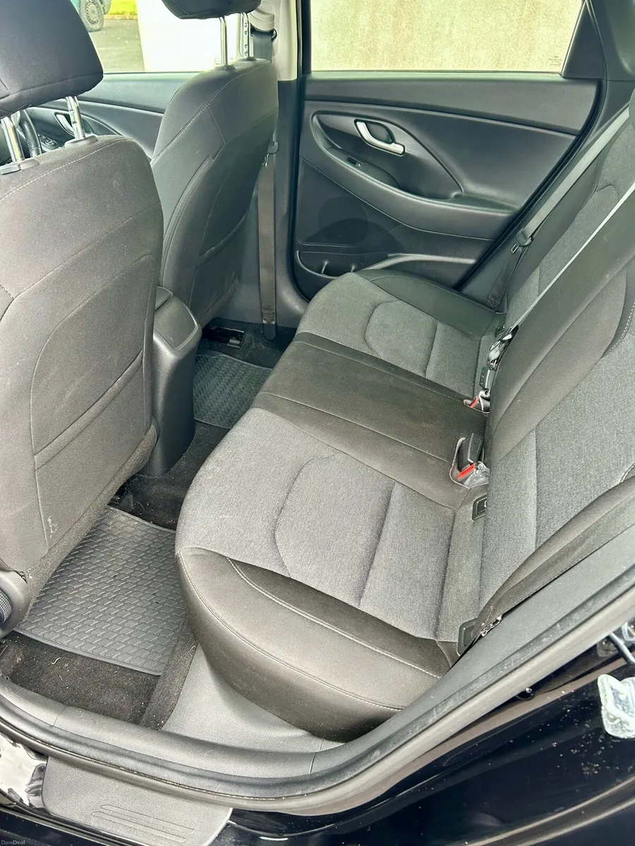 Hyundai i30 - Image 2
