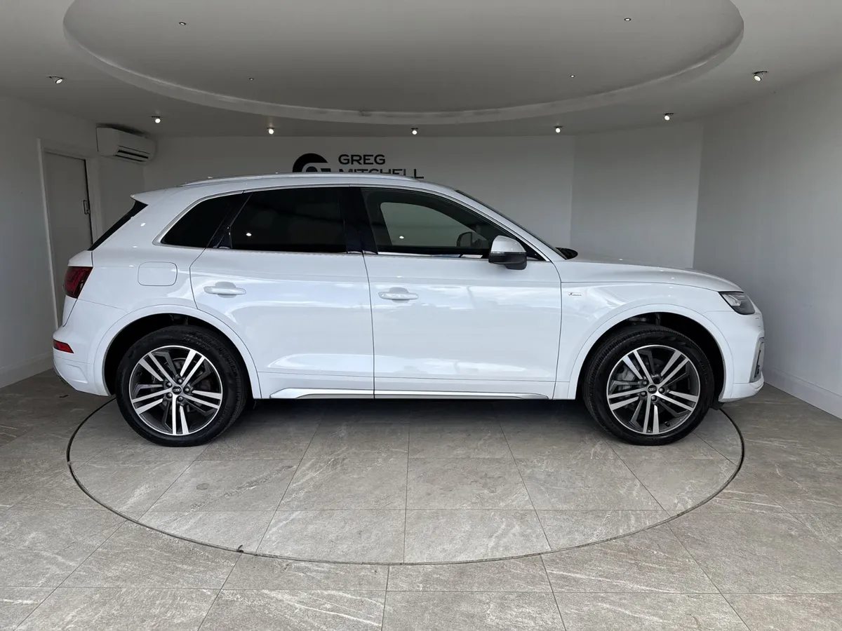 Audi Q5 2021 - Image 4