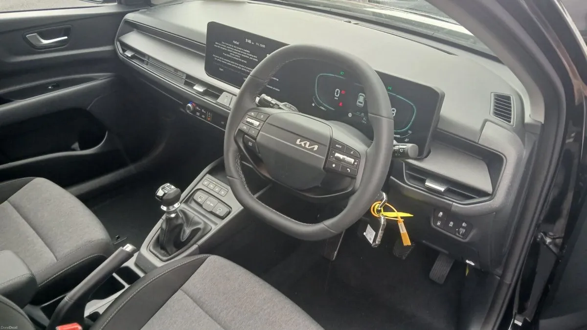Kia Stonic K2 **SAT NAV, REAR VIEW CAMERA, HEATED - Image 5