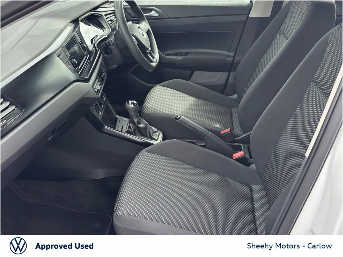 Volkswagen Polo 1.0 TSI 80HP Trendline - Image 4