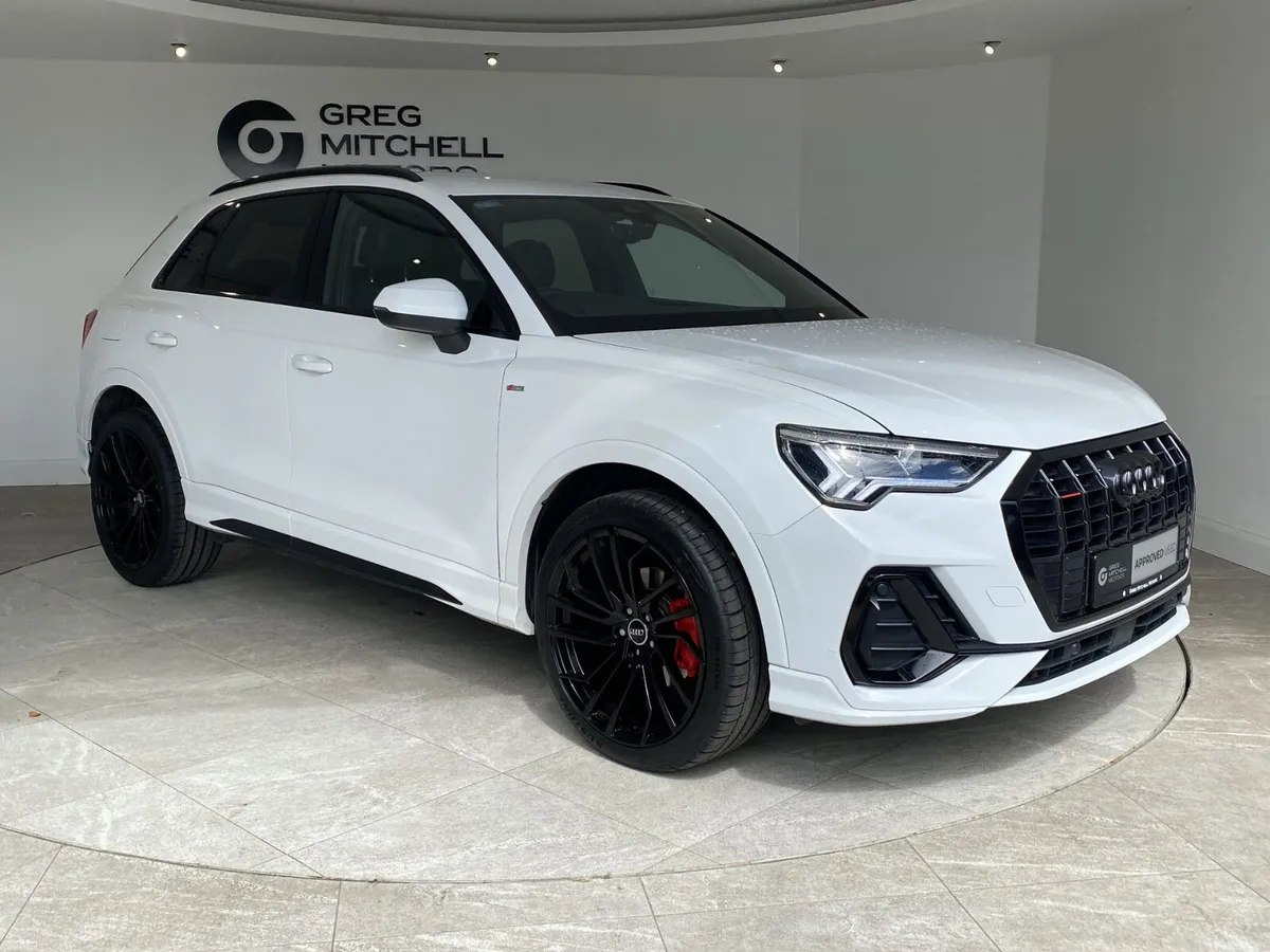 Audi Q3 2023 - Image 1