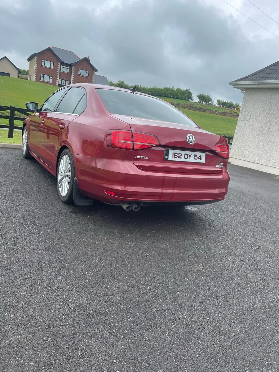 Volkswagen Jetta - Image 4