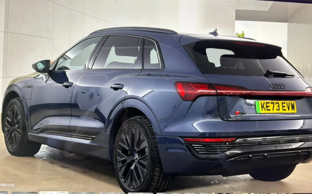 2024 Audi Q8 e-tron Black Edition, 21" Alloys - Image 2