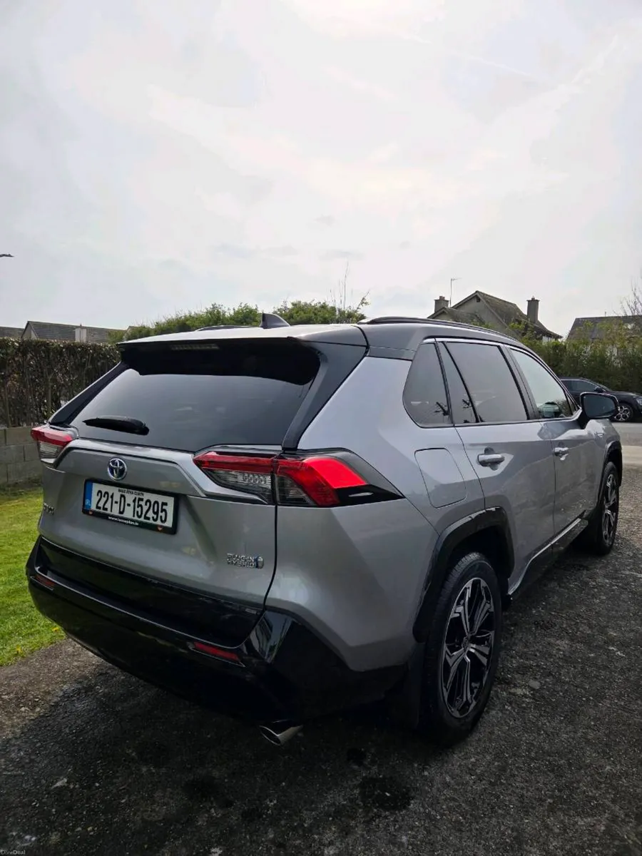 TOYOTA RAV4 PHEV SPORT AWD 306HP - Image 2