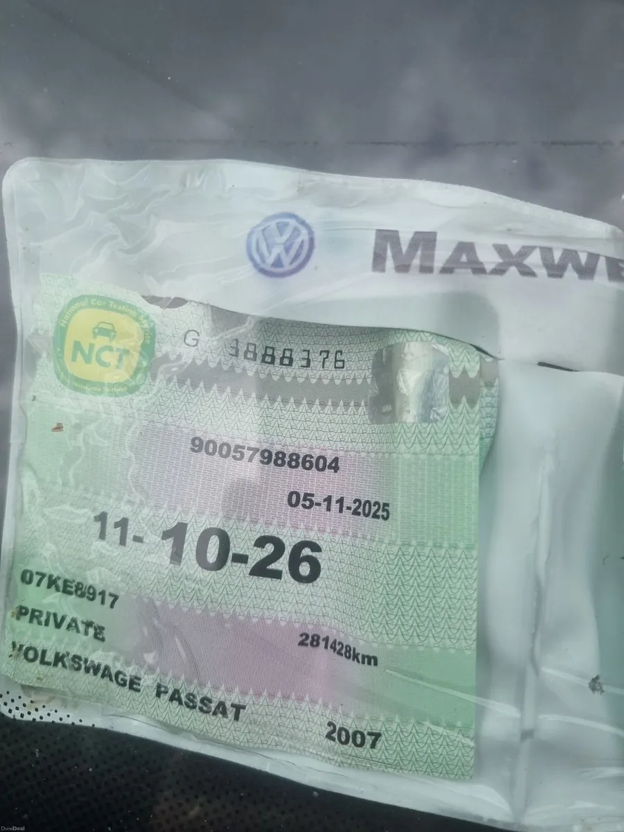 Volkswagen Passat 2007 - Image 2