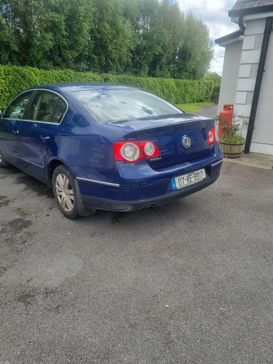 Volkswagen Passat 2007 - Image 3