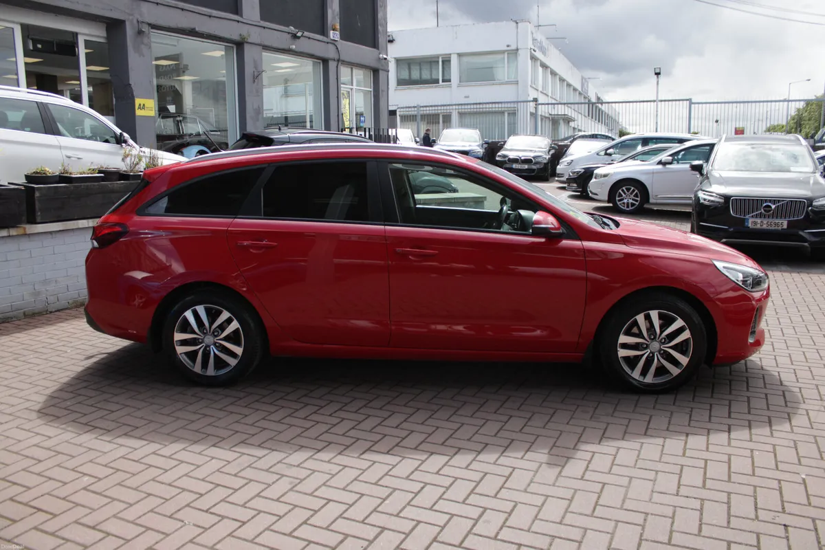 2018 HYUNDAI I30 1.0 T-GDI FASTBACK - Image 3