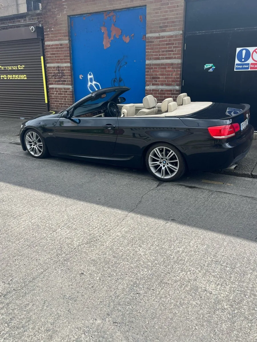 Convertable bmw 320 - Image 3