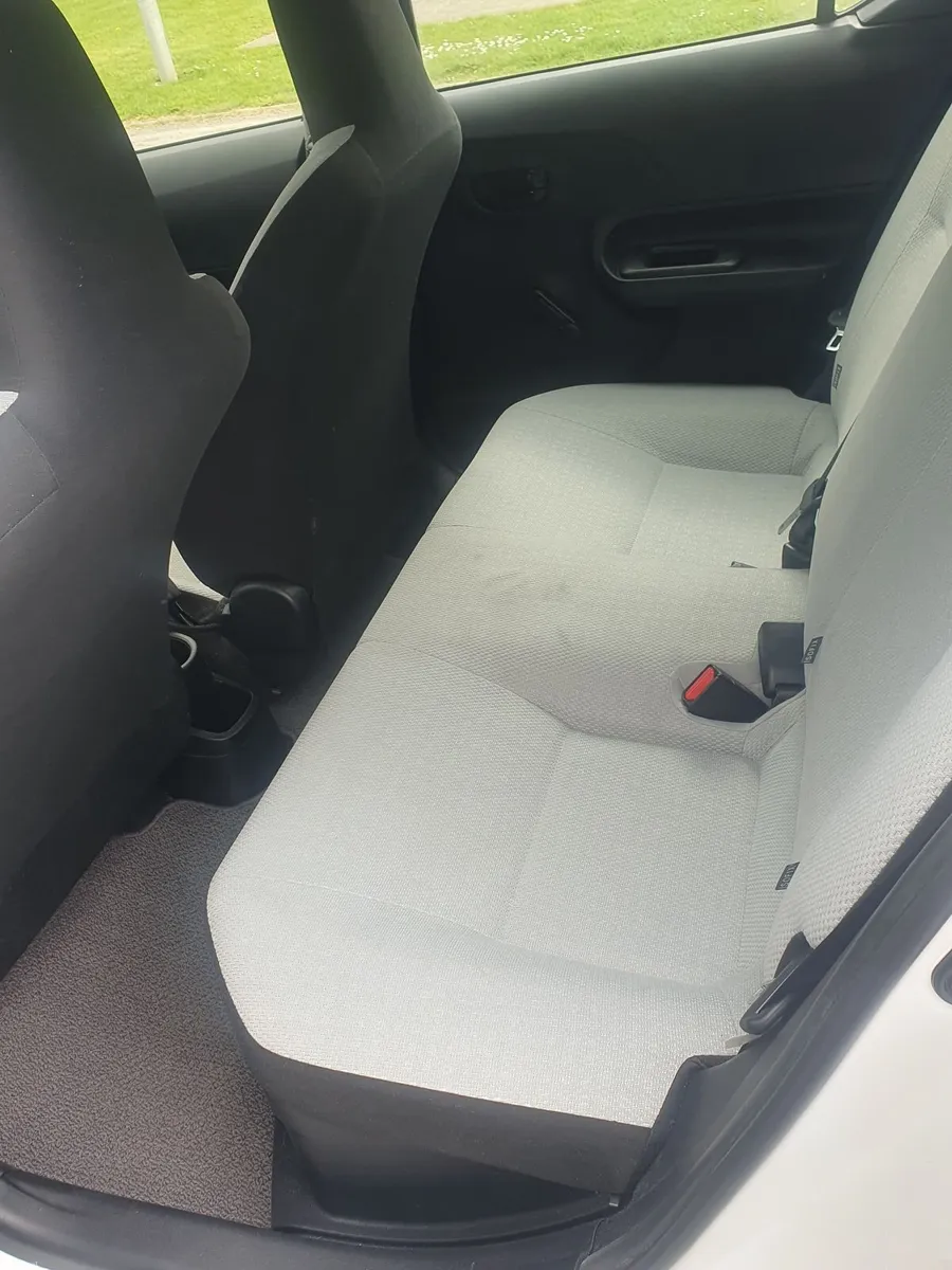 Toyota Aqua 2016 1.5 automatic - Image 3