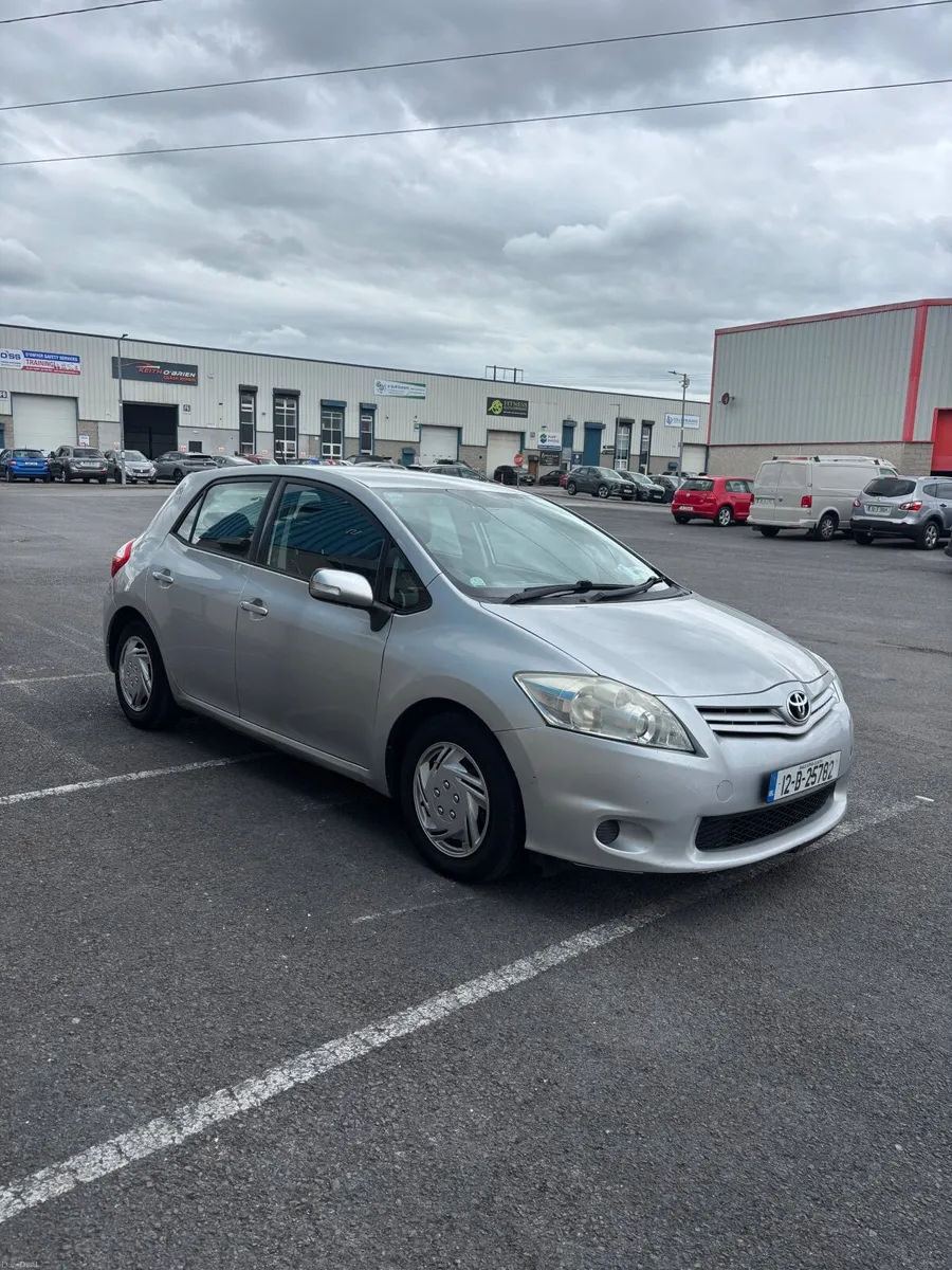 Toyota Auris 2012: NCT Sept ✅ 1.4 diesel - Image 4