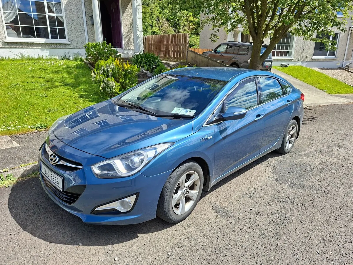 Hyundai i40 2013 - Image 2