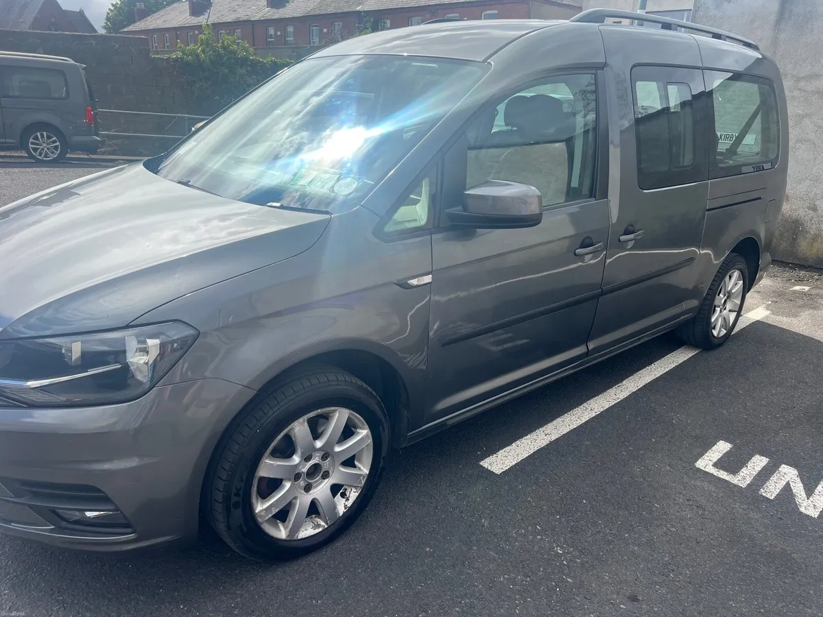Volkswagen Caddy 2016 automatic - Image 1