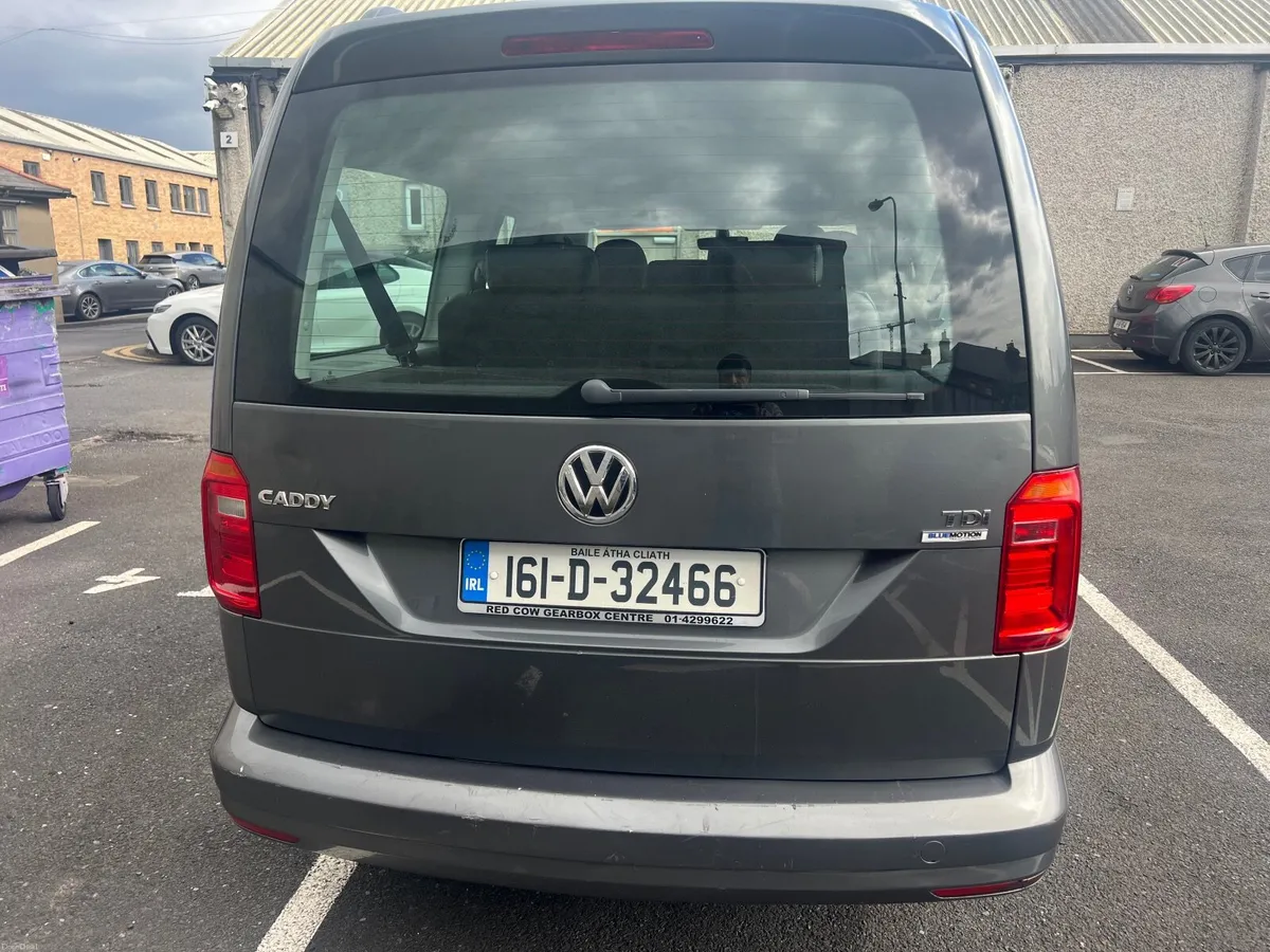 Volkswagen Caddy 2016 automatic - Image 2