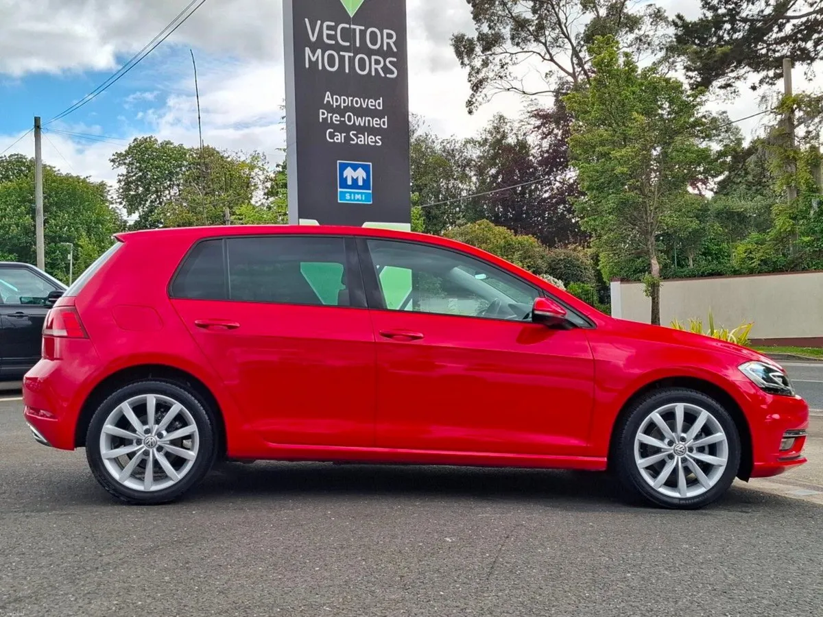 Volkswagen Golf 1.2 PETROL AUTO DIGITAL DASH NEW N - Image 6