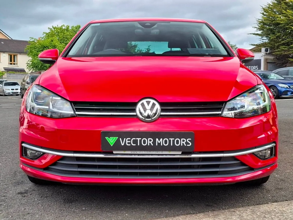 Volkswagen Golf 1.2 PETROL AUTO DIGITAL DASH NEW N - Image 3