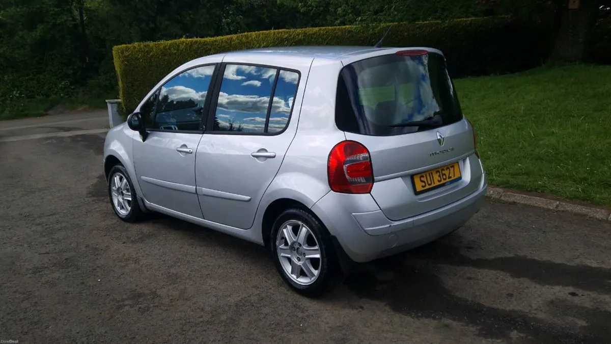 2009 Renault Modus 1.5 cDi 85 Dynamique - Image 2
