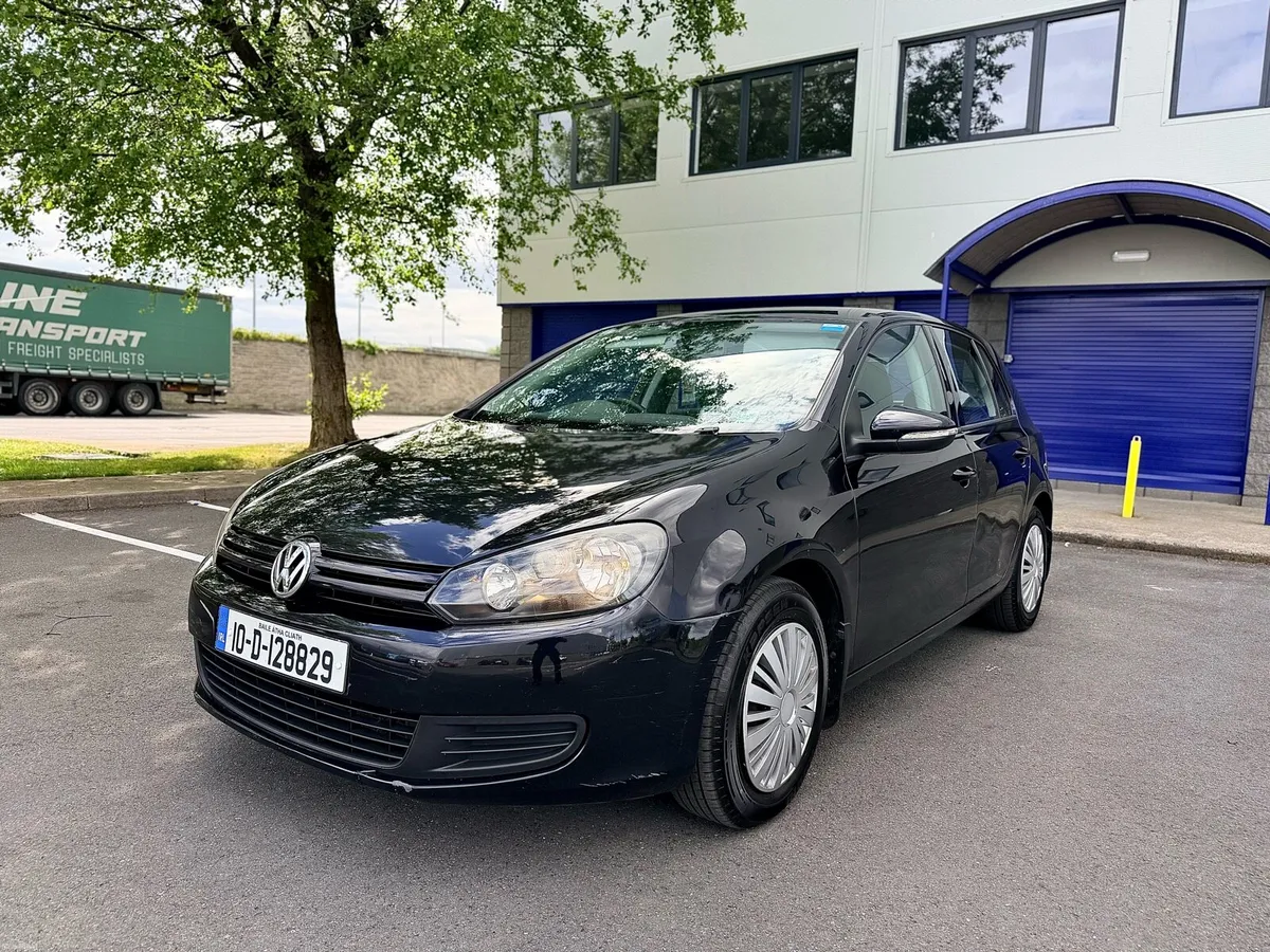 Volkswagen Golf Automatic - Image 2
