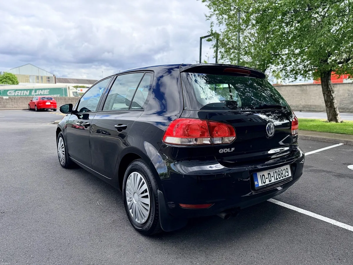 Volkswagen Golf Automatic - Image 4