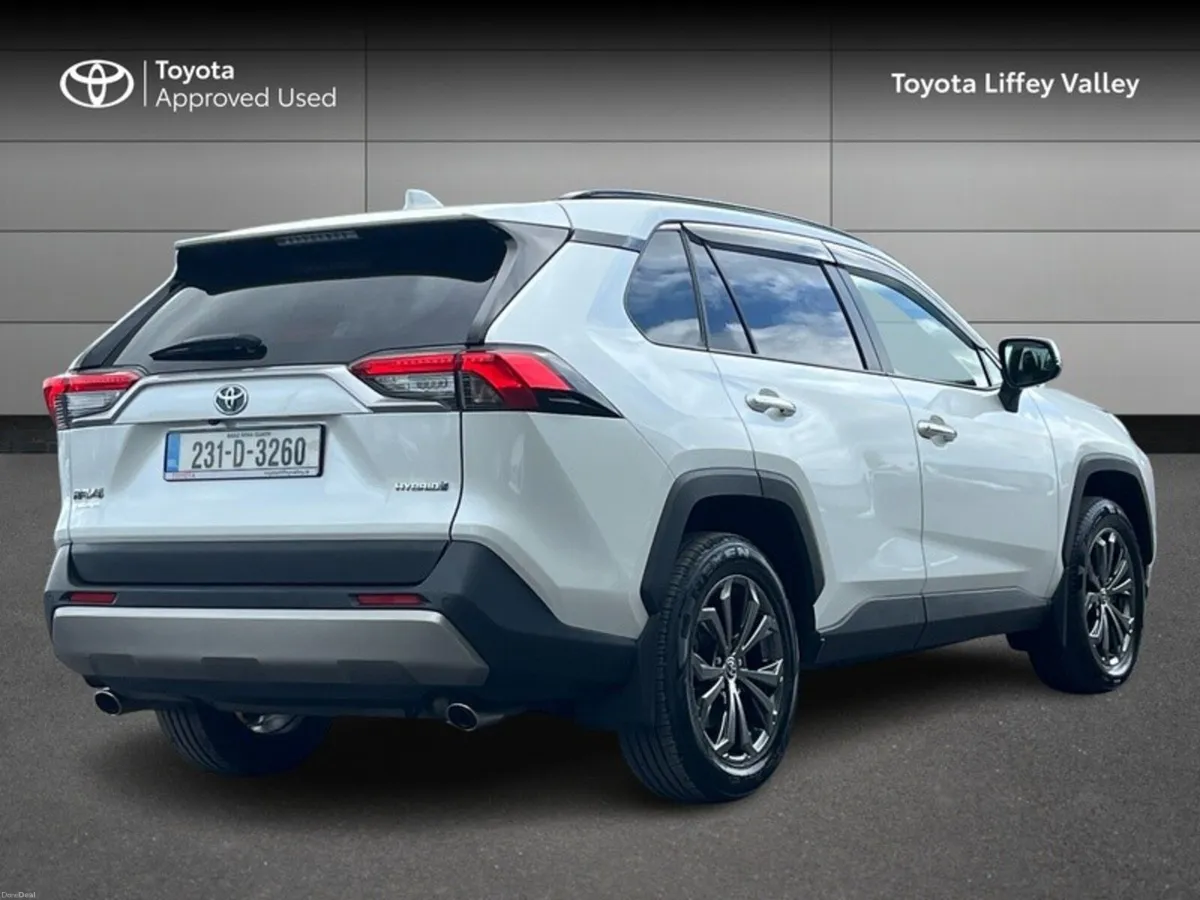 Toyota RAV4 RAV4 HYBRID PLATINUM - Image 2