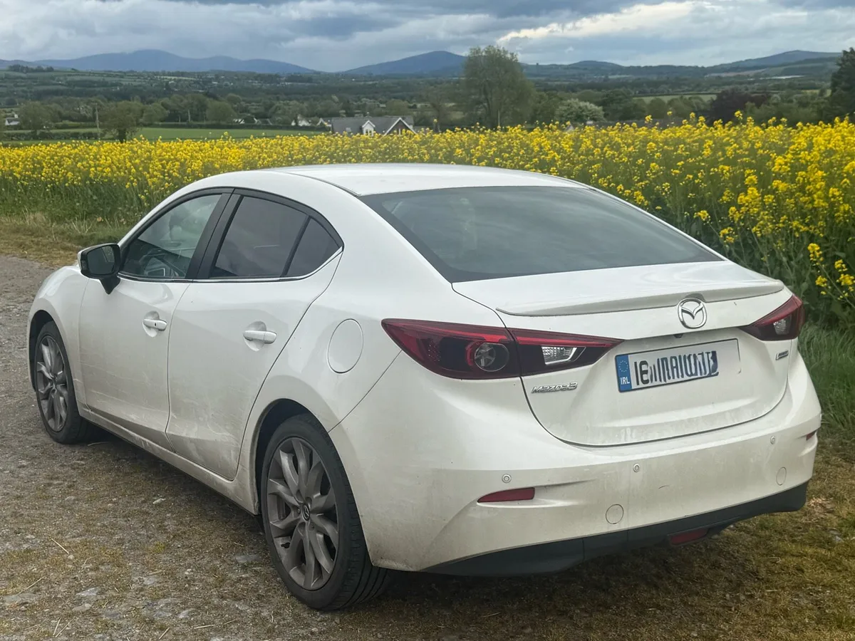 Mazda 3 - Image 3