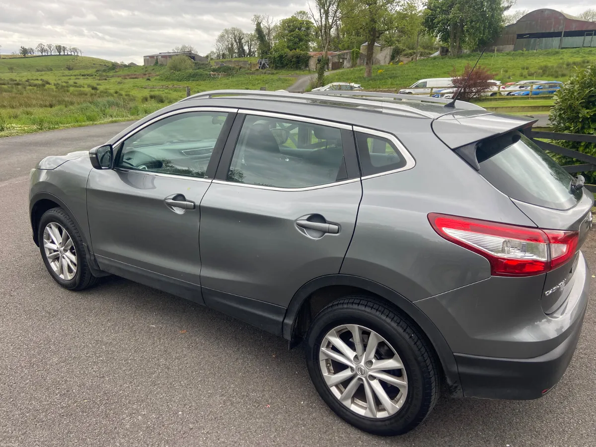 Nissan Qashqai 1.2 Sv Automatic - Image 4