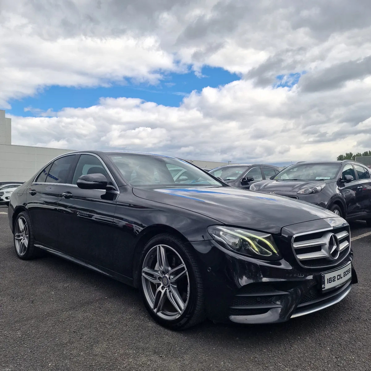 Mercedes-Benz E-Class 2016 Amg Line Low miles - Image 1