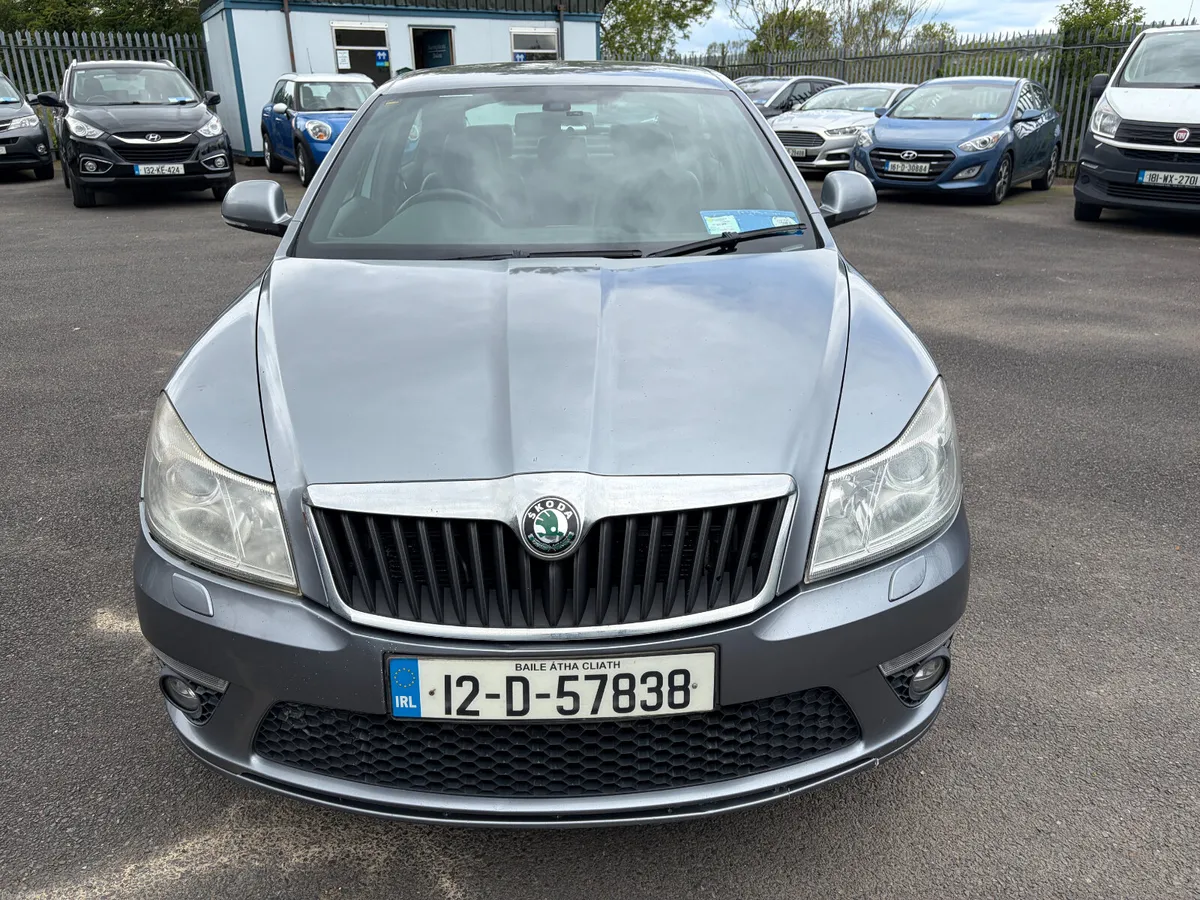 Skoda Octavia 2012, 2.0 TDI CR VRS 5DR AUTO - Image 2