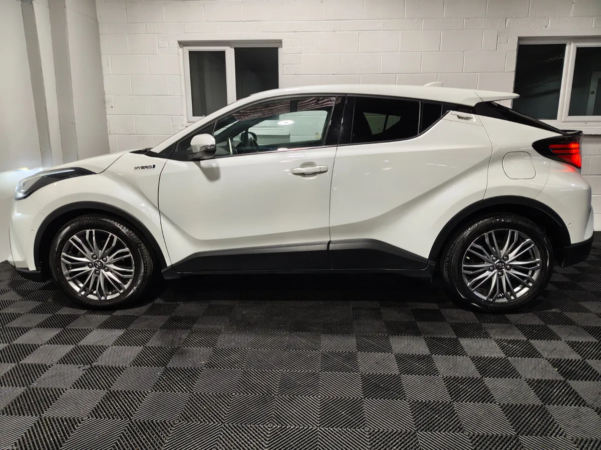 Toyota C-HR 2022 1.8 HYBRID SOL EDITION SPEC EXTRA - Image 4