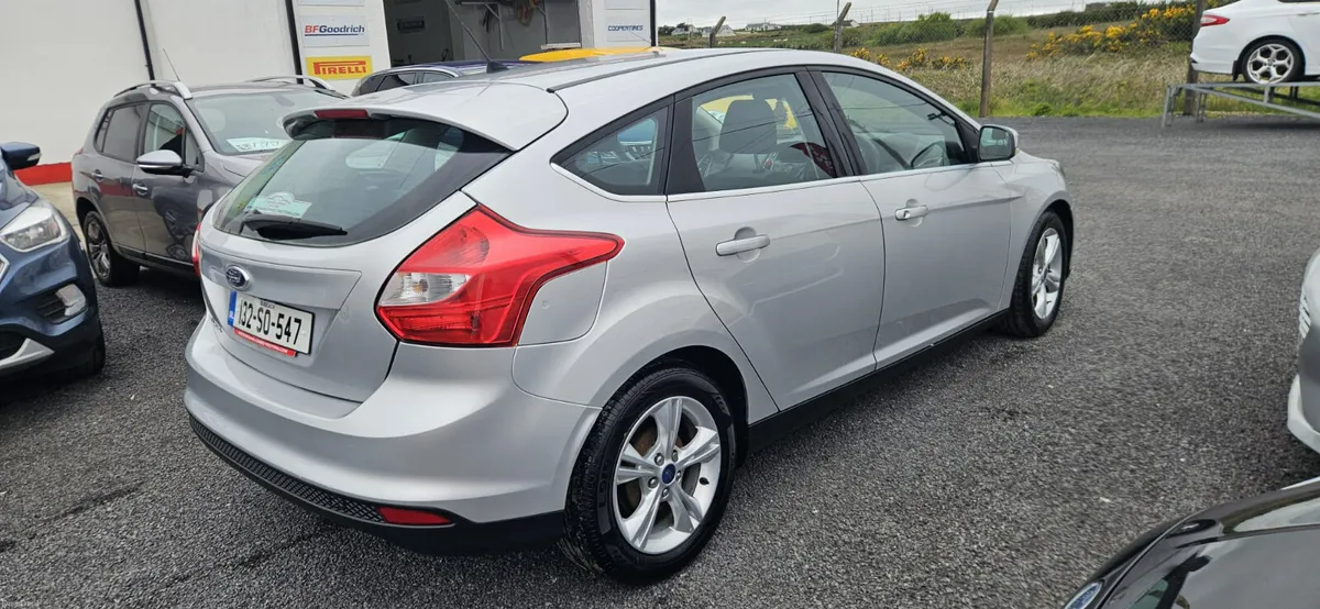 Ford Focus ZETEC - Image 4
