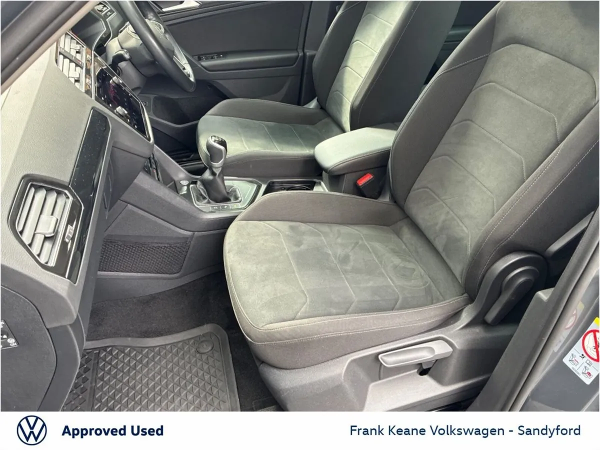 Volkswagen Tiguan *Elegance* 2.0TDI 150HP Manual @ - Image 4