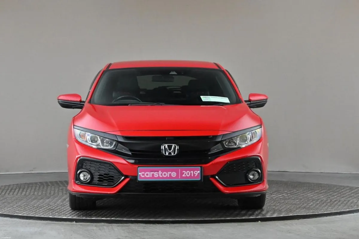 Honda Civic 1.0 VTEC 6SPD SMART PLUS 124BHP - Image 2
