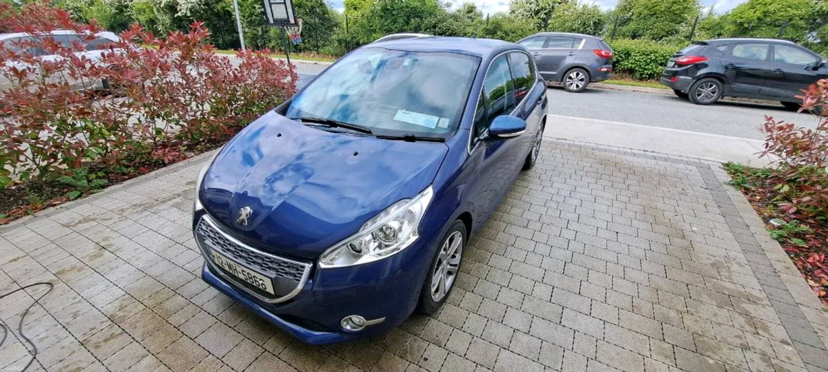Peugeot 208 eHDI 1.5L Diesel - Image 1