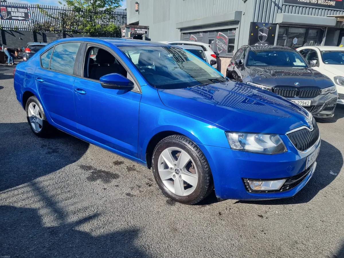 Skoda Octavia 2015 - Image 2