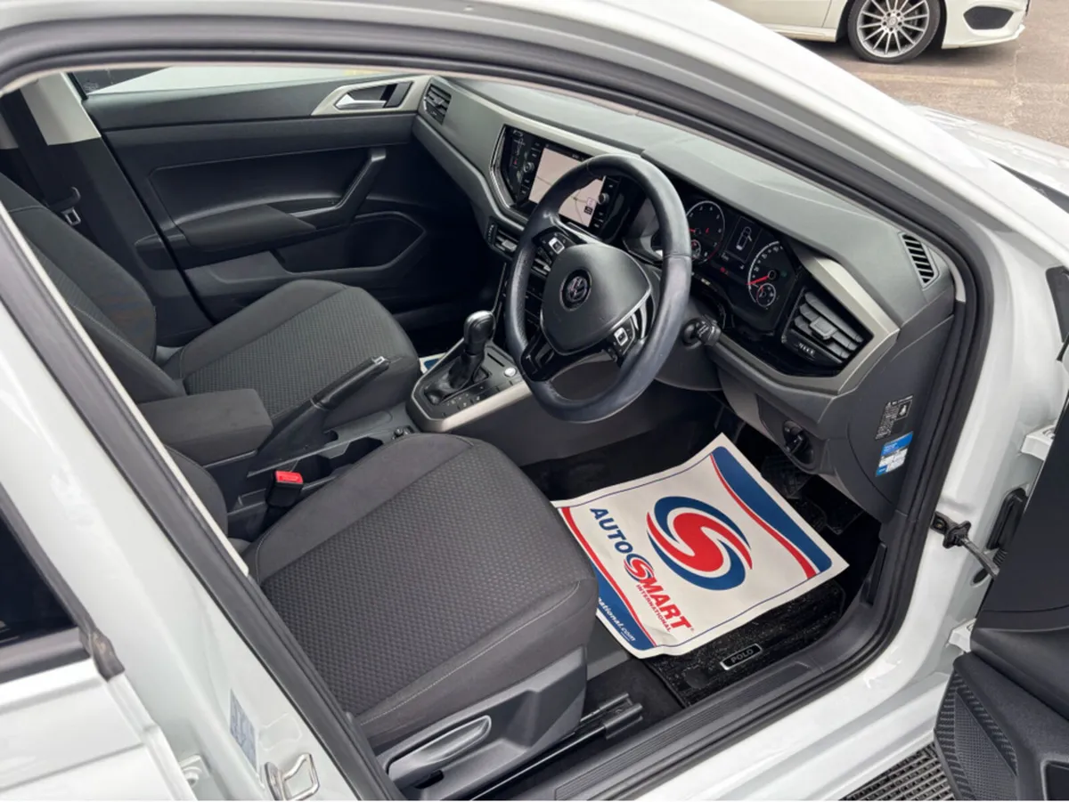 Volkswagen Polo VW Polo 1.0 petrol, auto, alloys l - Image 6