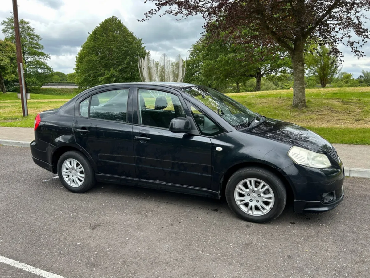 Suzuki SX4 NCT 01-27 1.6 GLX 4DR - Image 2