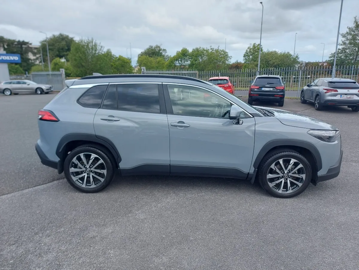 Toyota Corolla Cross 1.8 SPORT 4DR A - Image 4