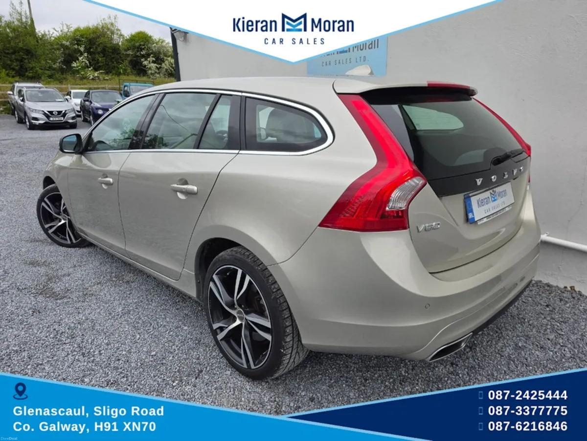 Volvo V60 2.0 D4 5DR AUTO - Image 4