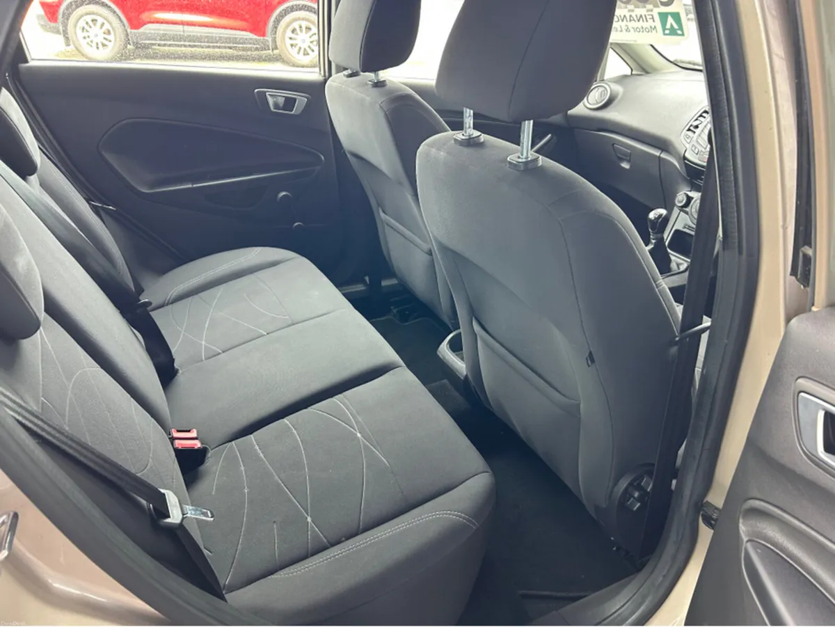 Ford Fiesta ZETEC 1.25 60PS M5 5DR MCA 4DR - Image 4