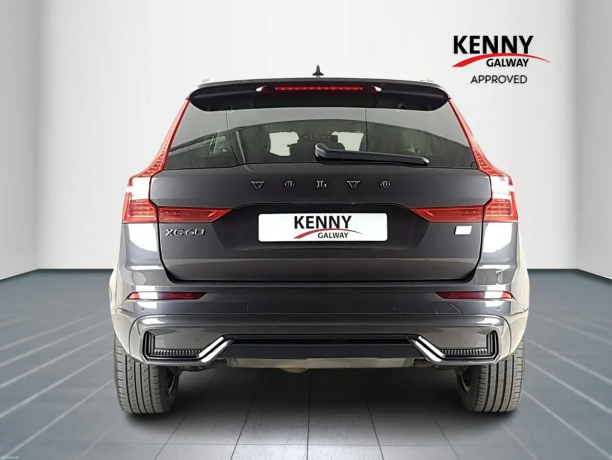 Volvo XC60 *Deposit taken* T6 PHEV PLUS DARK AWD 5 - Image 6