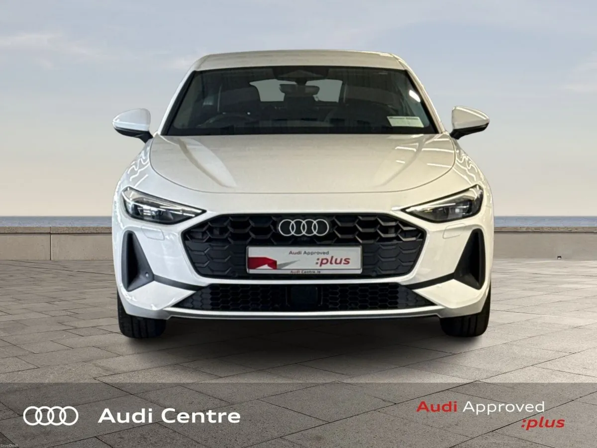 Audi A5 40 TDI 204HP SE S-T - Image 2
